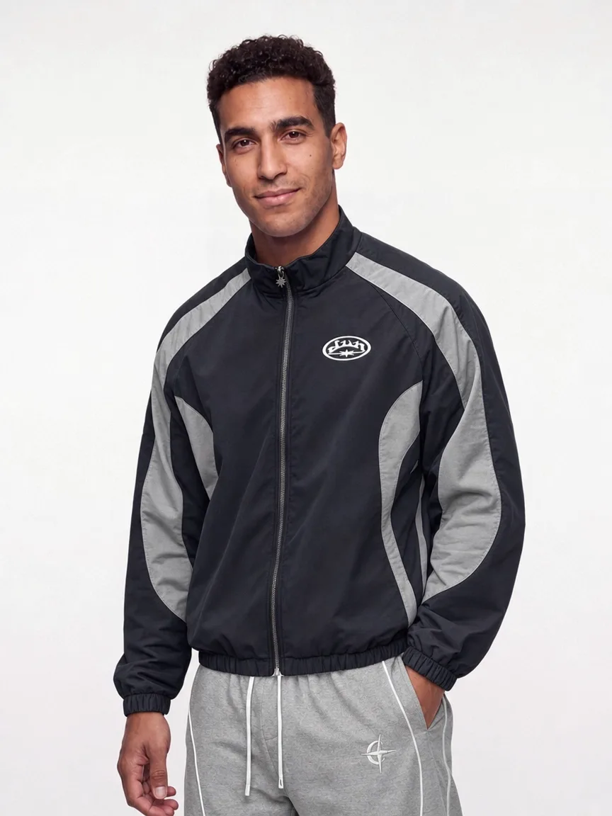 Yanis, athleisure, primo piano